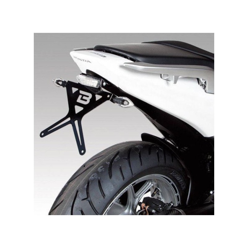 HI7104* : Supporto per targa Barracuda NC700 NC750